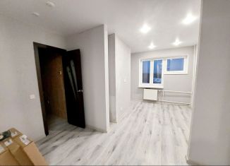 Продаю 1-ком. квартиру, 29 м2, Сестрорецк, улица Токарева, 15