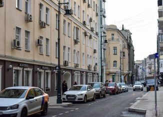 Сдаю в аренду машиноместо, 11 м2, Москва, метро Выставочная