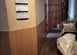 Продается 3-комнатная квартира, 55 м2, городской посёлок Павлово, Советская улица, 1