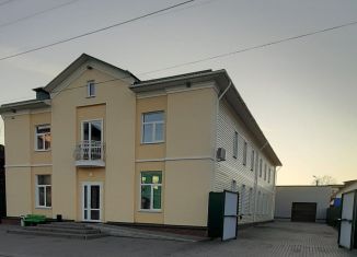 Продаю дом, 580 м2, Бежецк, улица Радищева, 8
