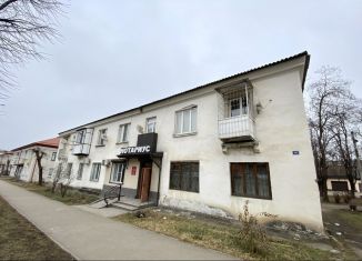 Продается трехкомнатная квартира, 77 м2, Нальчик, улица Мальбахова, 16, район Богданка