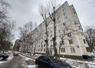 Продается 3-комнатная квартира, 64 м2, Москва, Востряковский проезд, 25, станция Битца