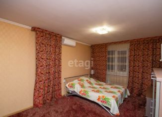Продаю 3-комнатную квартиру, 97 м2, Тюменская область, Новосибирская улица, 131