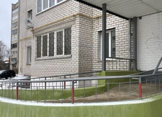 Продается двухкомнатная квартира, 62 м2, рабочий посёлок Правдинский, Студенческая улица