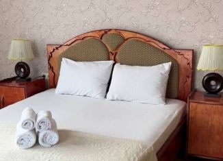 2-ком. квартира в аренду, 50 м2, Алушта, Набережная улица, 18 А