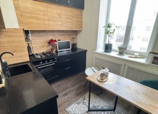 Продажа 2-комнатной квартиры, 41 м2, Дзержинск, улица Маяковского, 7