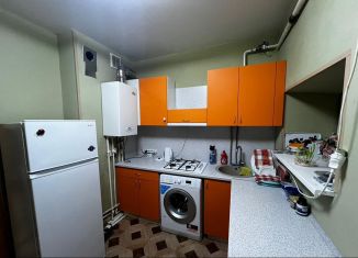 Продаю 1-ком. квартиру, 32 м2, Ростов-на-Дону, улица Максима Горького, 71