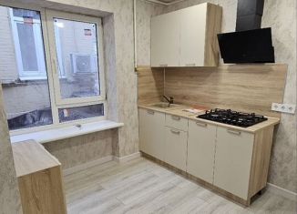 Продаю 1-ком. квартиру, 32 м2, Ростов-на-Дону, Тургеневская улица, 67