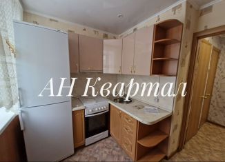 Продаю 4-ком. квартиру, 60 м2, Заводоуковск, Первомайская улица, 6