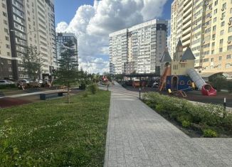 Квартира на продажу свободная планировка, 70 м2, Пенза, улица Мира, 40