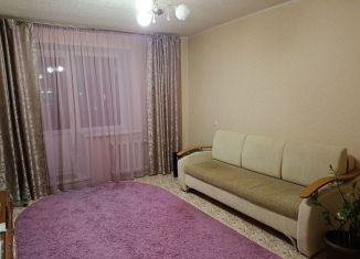 Продам трехкомнатную квартиру, 87 м2, Чувашия, улица Юрия Гагарина, 35