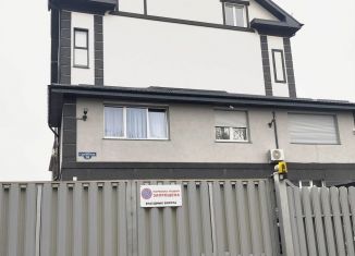 Продажа 3-ком. квартиры, 105 м2, поселок Невское, Гурьевская улица, 18