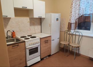 Аренда двухкомнатной квартиры, 53 м2, Пермский край, улица Малкова, 21