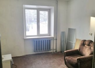 Продам комнату, 30 м2, Карпинск, улица 8 Марта, 68