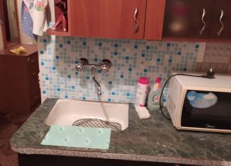 Сдаю в аренду 2-комнатную квартиру, 42 м2, Кронштадт, улица Карла Маркса, 12