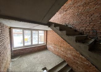 Продается трехкомнатная квартира, 98 м2, Владикавказ, ЖК Западный