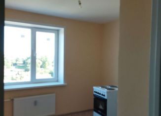 Продаю трехкомнатную квартиру, 61.8 м2, поселок городского типа Угловка, Центральная улица, 2