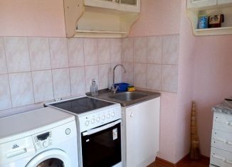 Сдаю в аренду 2-ком. квартиру, 56 м2, рабочий посёлок Лопатино, Сухановская улица, 10