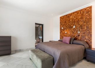 Продам трехкомнатную квартиру, 75 м2, посёлок городского типа Сириус, ЖК Фрукты, улица Акаций, 34к3