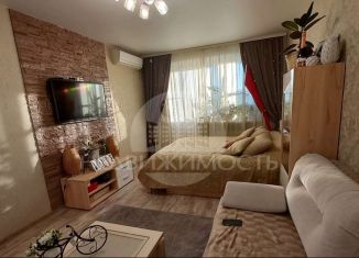 Продается двухкомнатная квартира, 45.2 м2, Волгоград, проспект Героев Сталинграда, 49, Красноармейский район