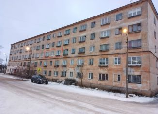 Продам 5-ком. квартиру, 91.1 м2, Боровичи, улица Гоголя, 20