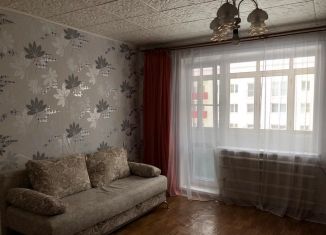 Продается двухкомнатная квартира, 43.1 м2, посёлок Бобровский, улица Дёмина, 51