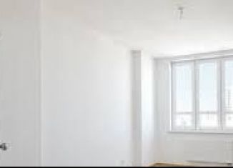 Продаю 2-комнатную квартиру, 60 м2, Санкт-Петербург, Коломяжский проспект, метро Пионерская