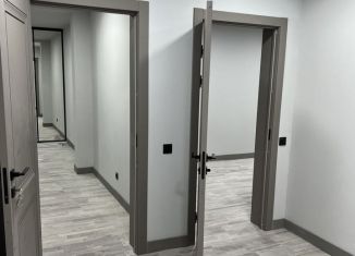 Сдается 4-ком. квартира, 80 м2, Сочи, улица Горького, 43, микрорайон Центральный