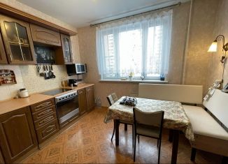 Продается трехкомнатная квартира, 74.3 м2, Москва, Новокосинская улица, 12к6, метро Новокосино