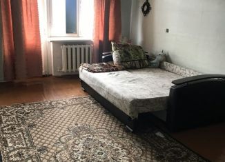 Сдается трехкомнатная квартира, 62 м2, Кыштым, улица Карла Либкнехта