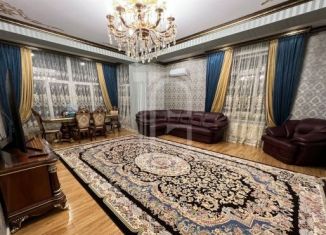 Продам 3-комнатную квартиру, 106 м2, Махачкала, проспект Петра I, 103Бк1, ЖК Скай Сити