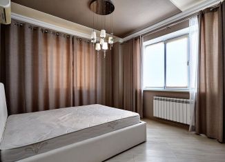 Продаю двухкомнатную квартиру, 87 м2, Краснодар, улица Циолковского, 9, улица Циолковского