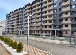 Продажа 2-комнатной квартиры, 69.5 м2, поселок городского типа Афипский, улица 50 лет Октября, 104