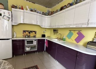 Продается 2-комнатная квартира, 64 м2, село Рождествено, Сиреневый бульвар, 2, ЖК Новоснегирёвский