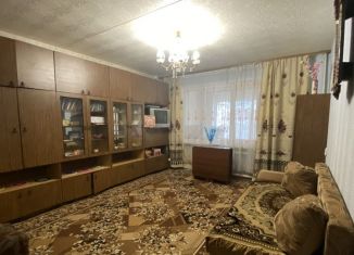 Продажа 3-комнатной квартиры, 58 м2, Менделеевск, улица Химиков, 11