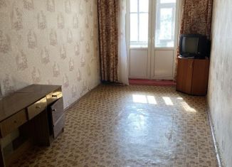 Сдается в аренду 2-комнатная квартира, 45 м2, Армянск, улица Иванищева, 3