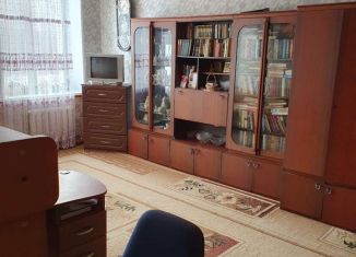 Трехкомнатная квартира на продажу, 78 м2, Можайск, улица Ватутина, 18