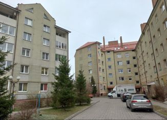 Сдается однокомнатная квартира, 40 м2, поселок Малое Исаково, Пушкинская улица, 28Б
