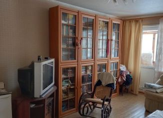 Продажа 3-ком. квартиры, 66 м2, Тверская область, улица Калинина, 10