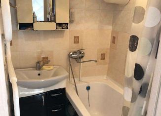 Продаю 2-ком. квартиру, 43.2 м2, Искитим, микрорайон Южный, 14