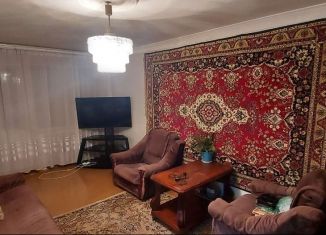 Сдается трехкомнатная квартира, 60 м2, Карачаево-Черкесия, проспект Ленина, 145