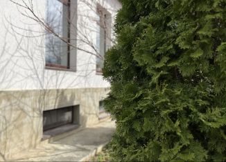 Продаю дом, 330 м2, Ставрополь, улица Лермонтова, микрорайон № 6