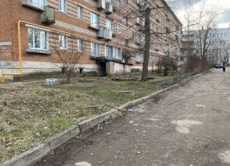Продается однокомнатная квартира, 24 м2, Алексин, улица Строителей, 4