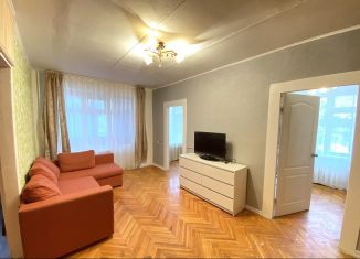 3-комнатная квартира в аренду, 41.7 м2, Москва, Весёлая улица, 33к4, метро Царицыно