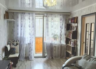 Продается 3-комнатная квартира, 56.9 м2, Челябинская область, улица Грязнова, 19