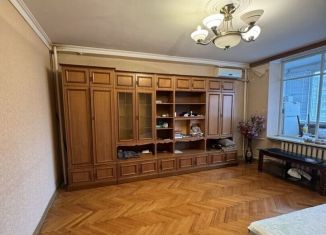 Продаю 3-комнатную квартиру, 72 м2, Махачкала, Ленинский район, проспект Имама Шамиля, 67