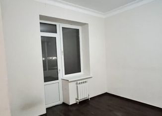 Сдается в аренду трехкомнатная квартира, 986 м2, Грозный, бульвар Султана Дудаева