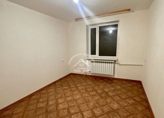 Продается 2-комнатная квартира, 47.3 м2, поселок городского типа Сафоново, улица Капитана Елькина, 15