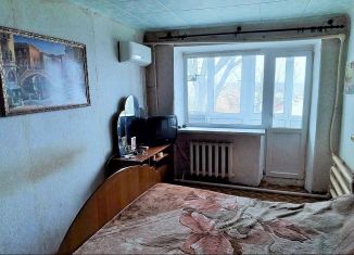 Продам 1-комнатную квартиру, 30 м2, Ростовская область, улица Горбунова, 12А