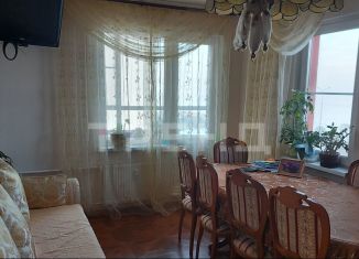 Продается 3-ком. квартира, 82 м2, Санкт-Петербург, улица Маршала Казакова, 84к1